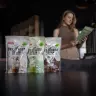 Nutrend Delicious Vegan Protein (450 g, Cioccolato alla Nocciola)